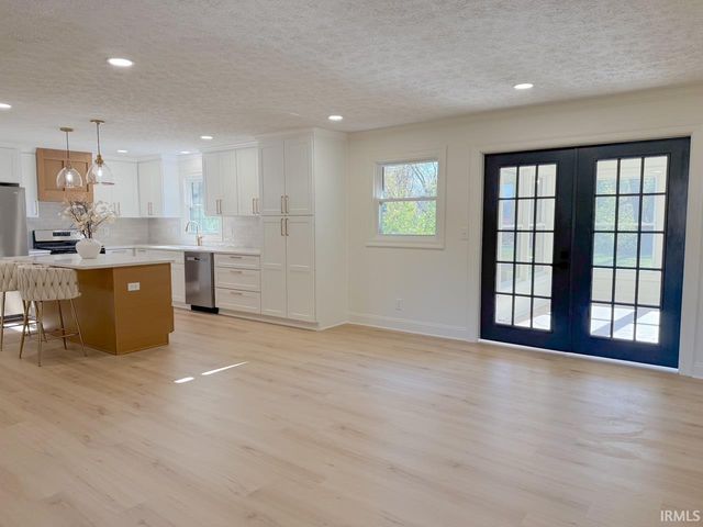 228 Breezy Lane, Kokomo, IN 46901