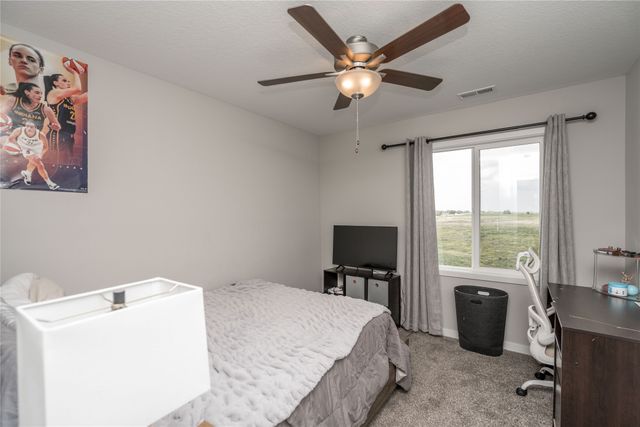 812 3rd Street NW, Bondurant, IA 50035