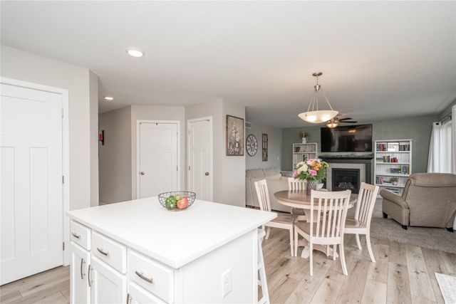 812 3rd Street NW, Bondurant, IA 50035