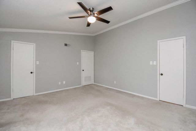 5711 Sugar Hill Drive 28, Houston, TX 77057