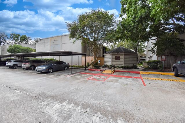 5711 Sugar Hill Drive 28, Houston, TX 77057