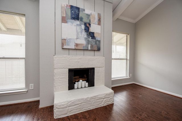 5711 Sugar Hill Drive 28, Houston, TX 77057