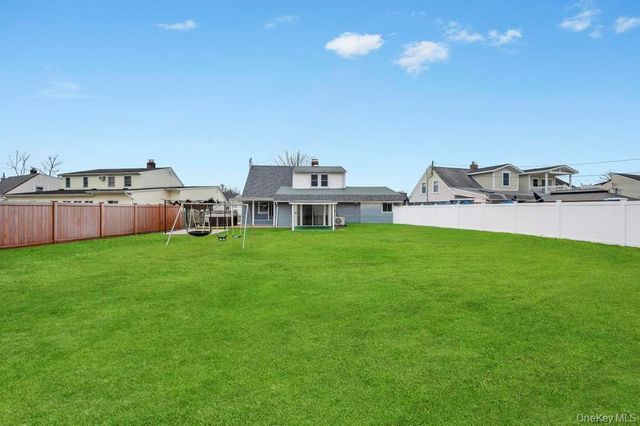 63 Blacksmith Road, Levittown, NY 11756