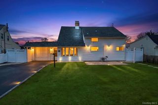 63 Blacksmith Road, Levittown, NY 11756