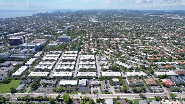 690 E Mcnab Rd, Pompano Beach, FL 33060