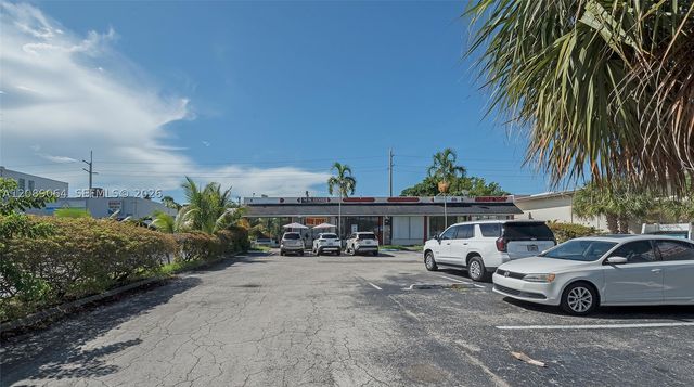 690 E Mcnab Rd, Pompano Beach, FL 33060