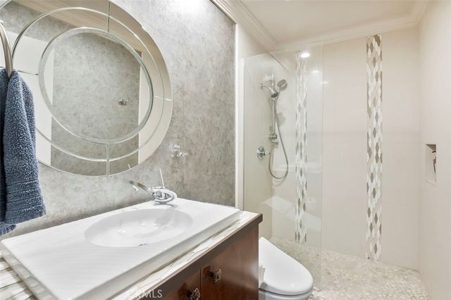 700 Front Street 2302, San Diego, CA 92101