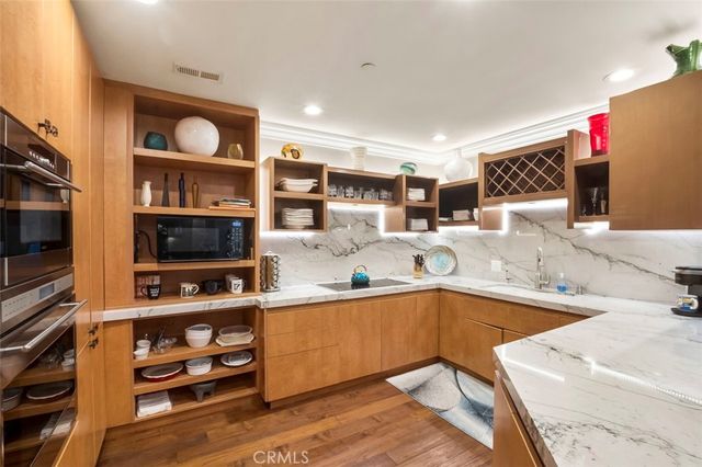 700 Front Street 2302, San Diego, CA 92101