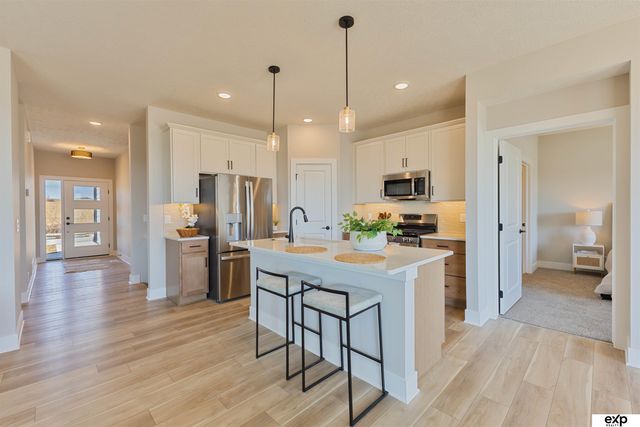 12011 S 114th Avenue, Papillion, NE 68046