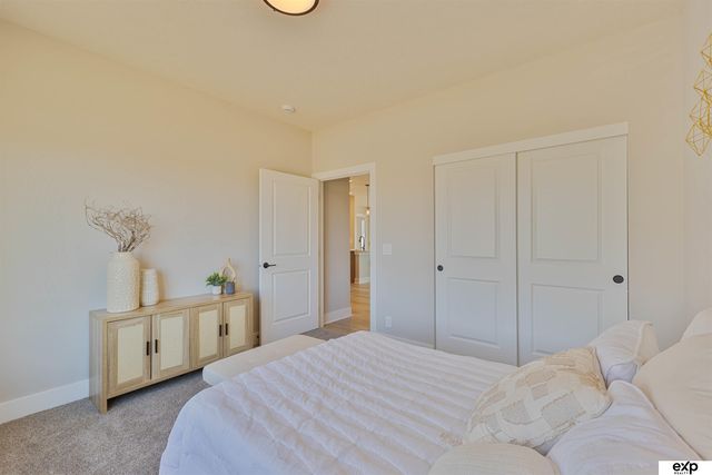 12011 S 114th Avenue, Papillion, NE 68046