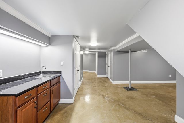 210 Bunker Hill Road, Paris, KY 40361