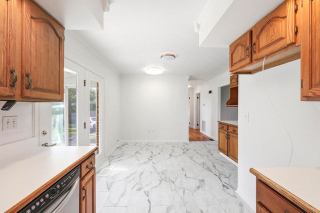 210 Bunker Hill Road, Paris, KY 40361