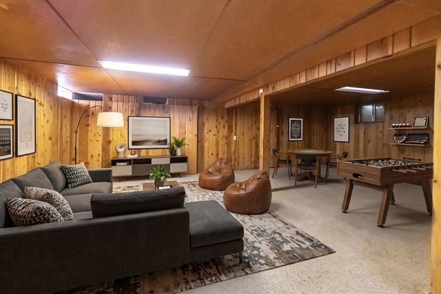 1751 Larpenteur Avenue E, Maplewood, MN 55109