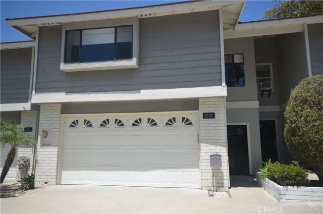 1002 Nancy, Costa Mesa, CA 92627