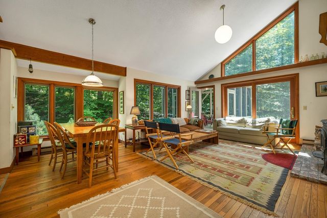 1383 King Hill Road, New London, NH 03257