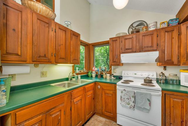 1383 King Hill Road, New London, NH 03257