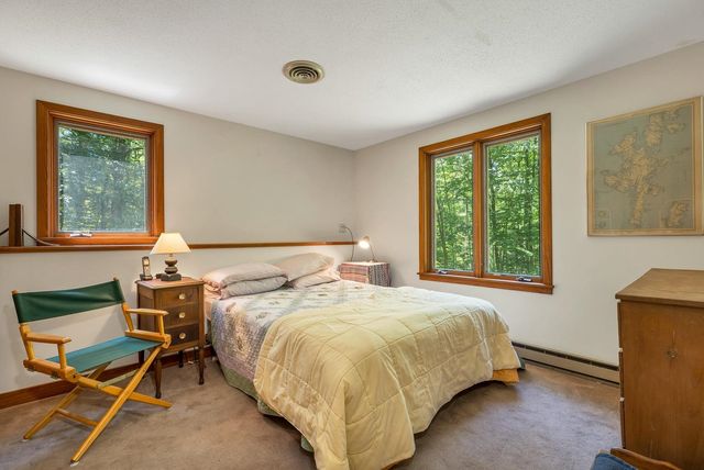 1383 King Hill Road, New London, NH 03257