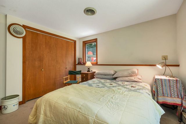 1383 King Hill Road, New London, NH 03257