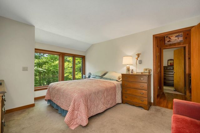 1383 King Hill Road, New London, NH 03257