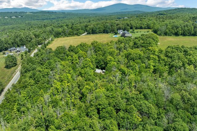 1383 King Hill Road, New London, NH 03257