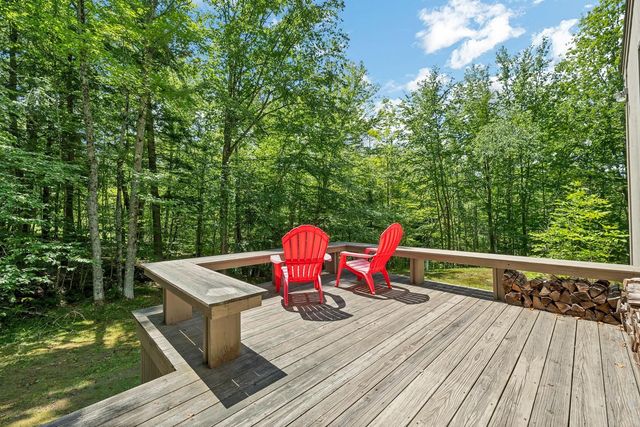 1383 King Hill Road, New London, NH 03257