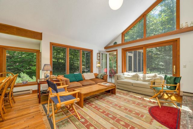 1383 King Hill Road, New London, NH 03257
