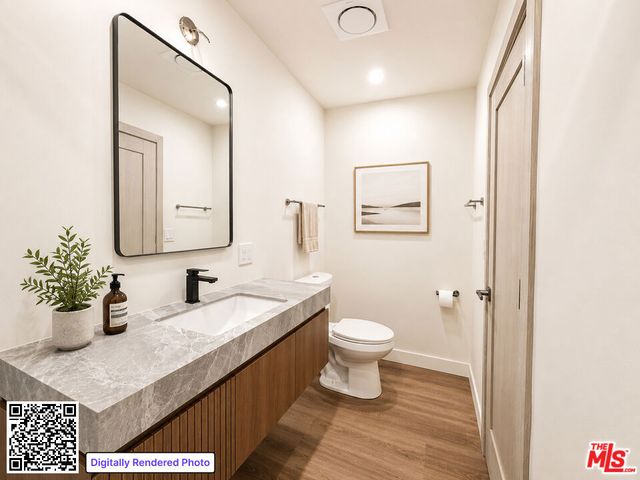 2449 N Beachwood Drive 11, Hollywood Hills, CA 90068