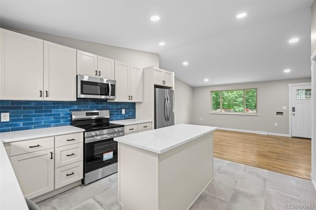 5715 W 5th Avenue, Lakewood, CO 80226