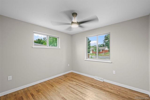 5715 W 5th Avenue, Lakewood, CO 80226