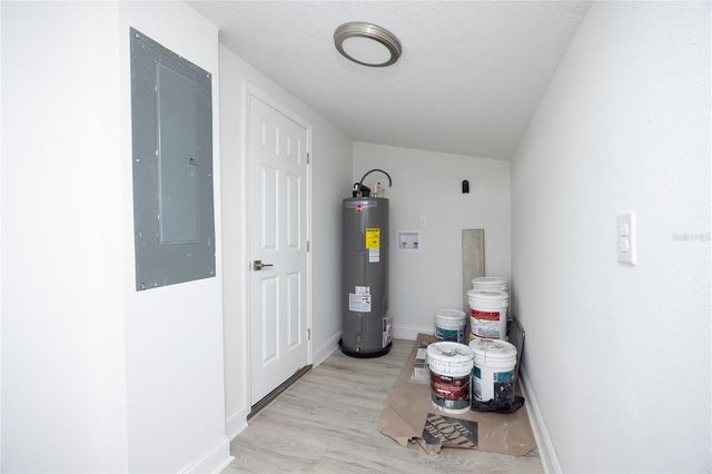 418 NW 3RD AVENUE, Gainesville, FL 32601