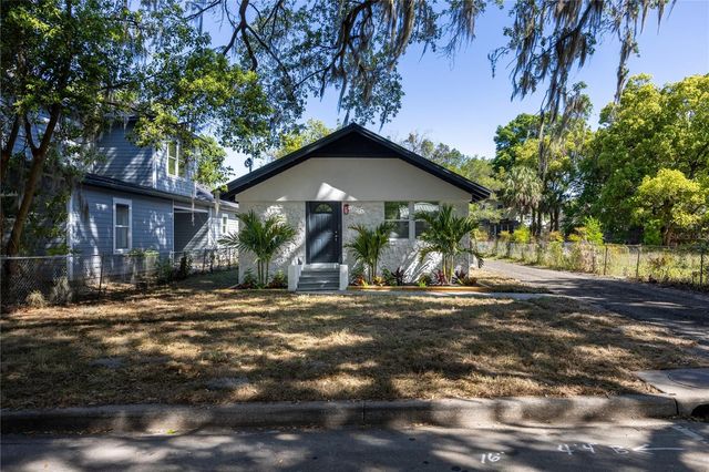418 NW 3RD AVENUE, Gainesville, FL 32601