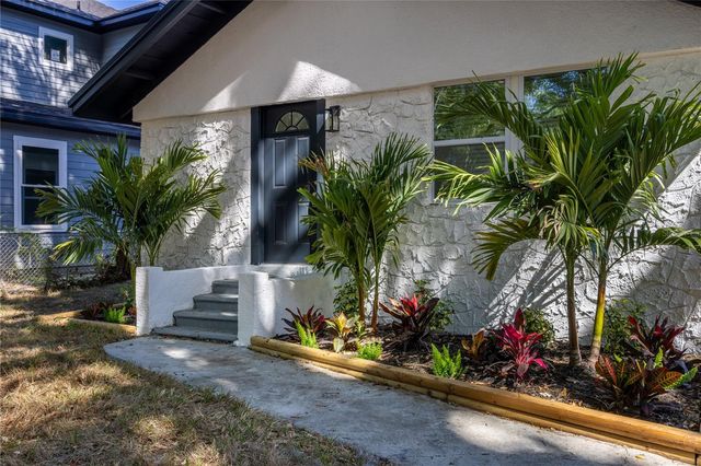 418 NW 3RD AVENUE, Gainesville, FL 32601