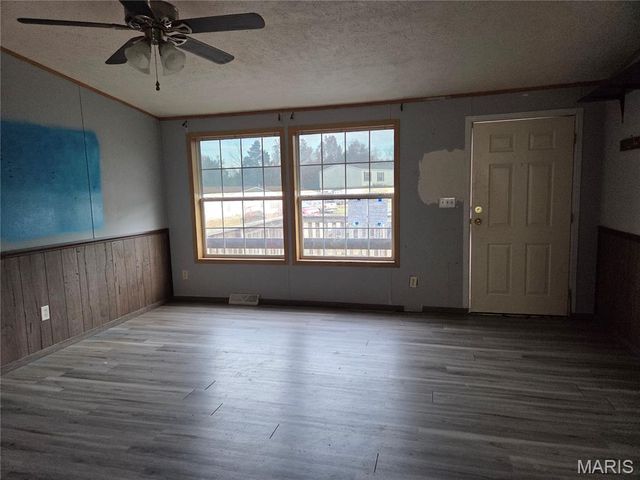 442 Dollie Drive, Villa Ridge, MO 63089