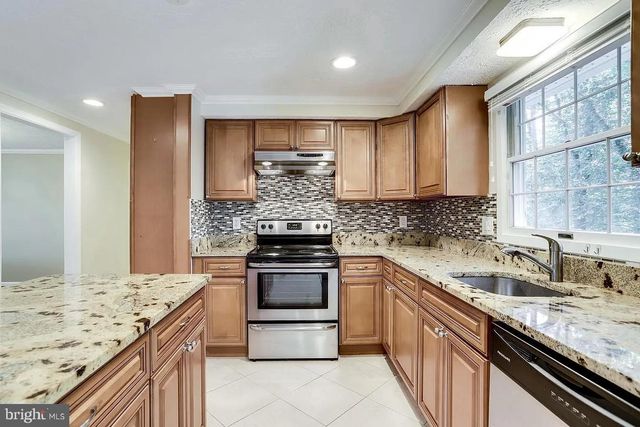 8334 TERRA GRANDE AVE, Springfield, VA 22153