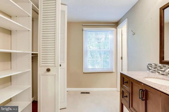 8334 TERRA GRANDE AVE, Springfield, VA 22153