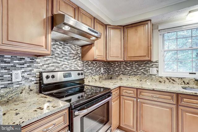 8334 TERRA GRANDE AVE, Springfield, VA 22153