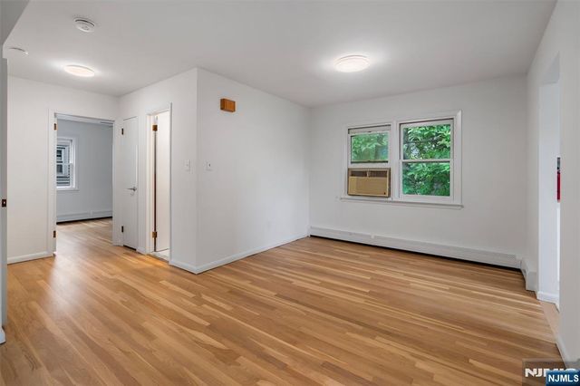 37 Woodland 2, Maywood, NJ 07607