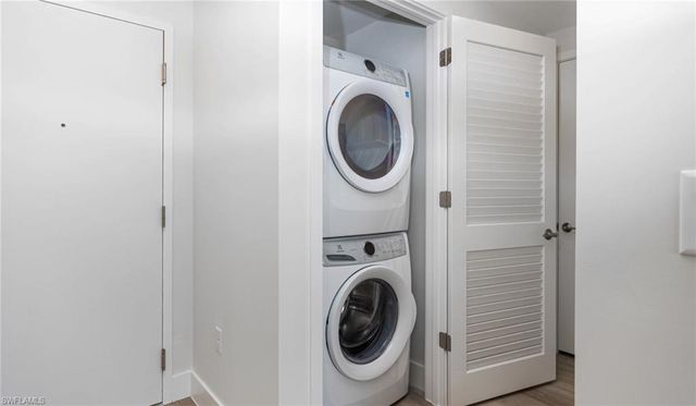 22980 Vista Edera Cir # 315, Estero, FL 33928