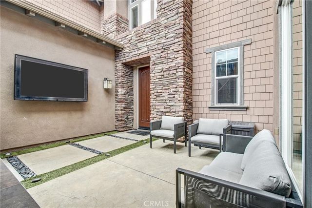 28163 Anvil Court, Valencia, CA 91354