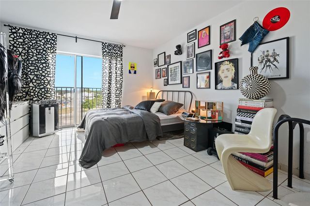 7801 NE 4th Ct 511, Miami, FL 33138