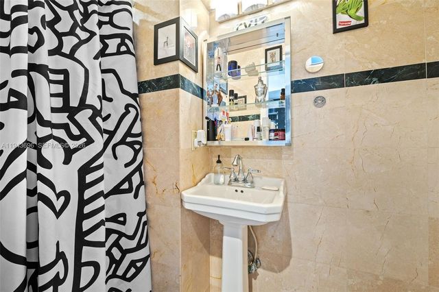 7801 NE 4th Ct 511, Miami, FL 33138