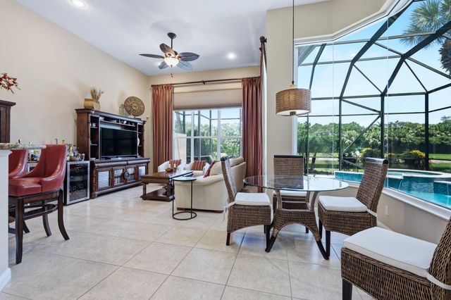 136 ANDALUSIA Way, Palm Beach Gardens, FL 33418