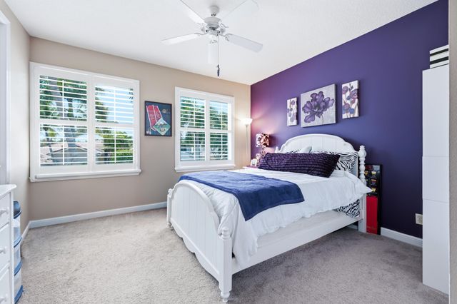 136 ANDALUSIA Way, Palm Beach Gardens, FL 33418