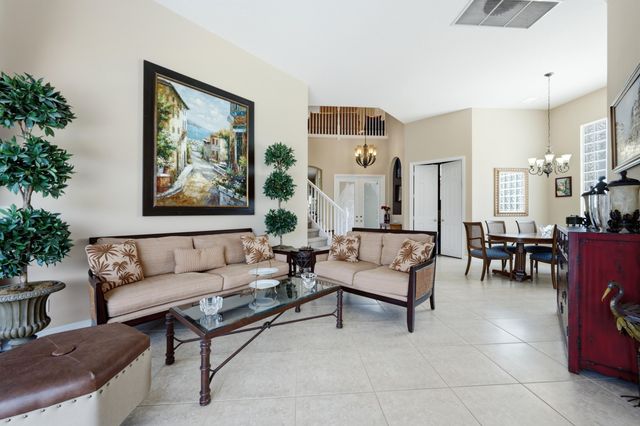 136 ANDALUSIA Way, Palm Beach Gardens, FL 33418
