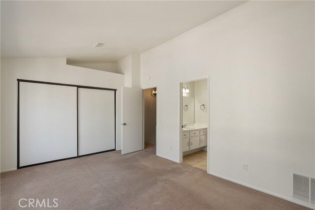 824 N Pasadena 6, Azusa, CA 91702
