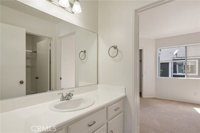 824 N Pasadena 6, Azusa, CA 91702