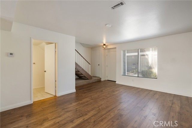 824 N Pasadena 6, Azusa, CA 91702