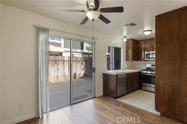 824 N Pasadena 6, Azusa, CA 91702