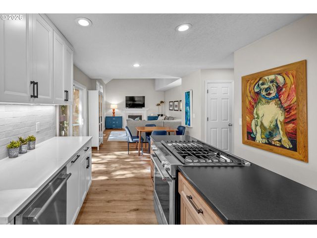 3089 Sw 84TH Pl, Portland, OR 97225