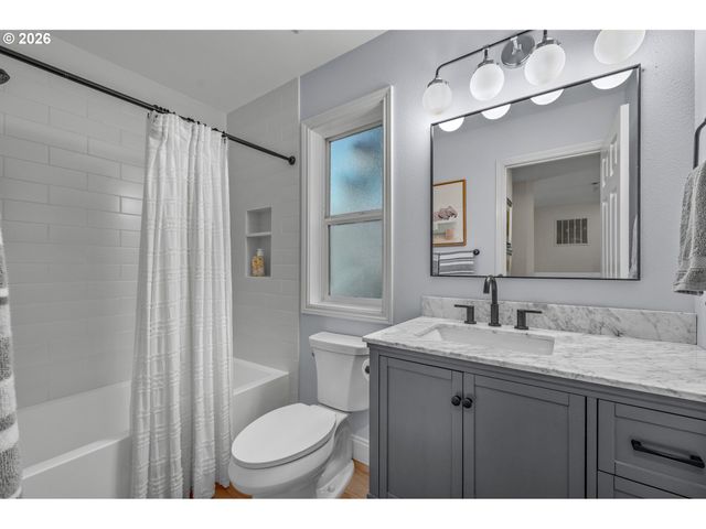 3089 Sw 84TH Pl, Portland, OR 97225